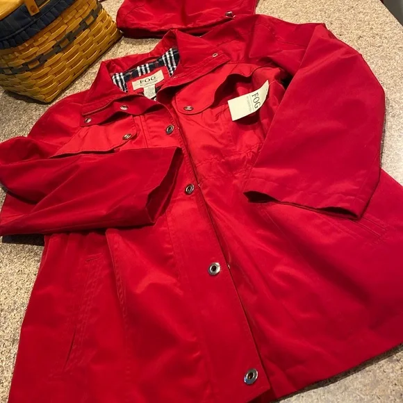 NWT FOG by London Fog Red Jacket Removable Hood Large FLAWS - Picture 1 of 15